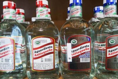 Qué sabes sobre el aguardiente?